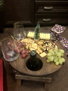 Wooden table for Wine 001 Գինու սեղան-մատուցարան